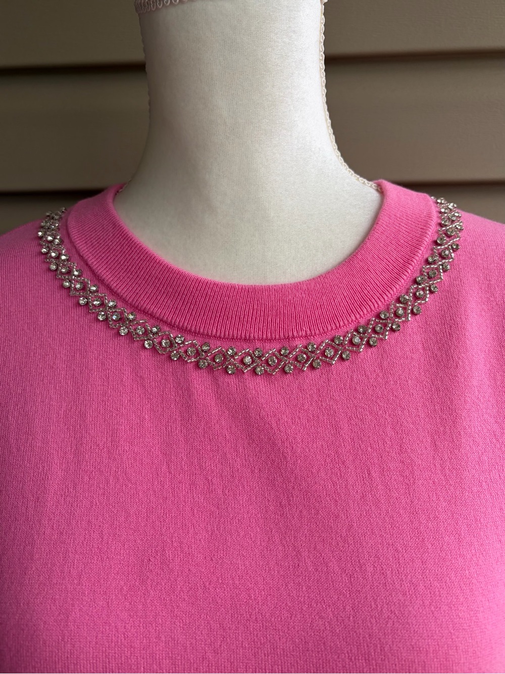 •Lilly Pulitzer• NWOT Embellished Morgan Sweater - Size Medium - Picture 3 of 9
